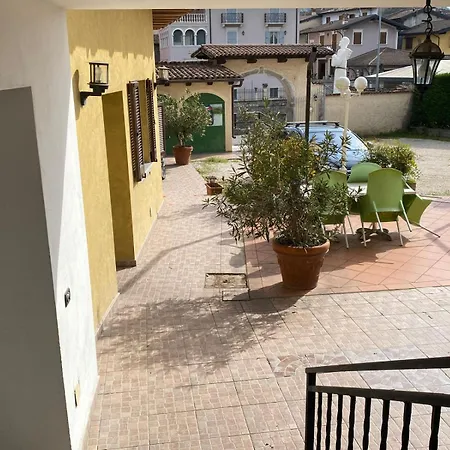 Rocca Dei Marchesi Lägenhetshotell 3*