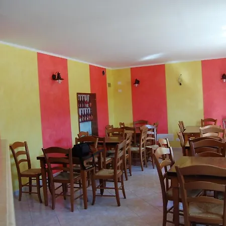 Rocca Dei Marchesi Lägenhetshotell 3*