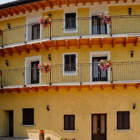Lägenhetshotell Rocca Dei Marchesi